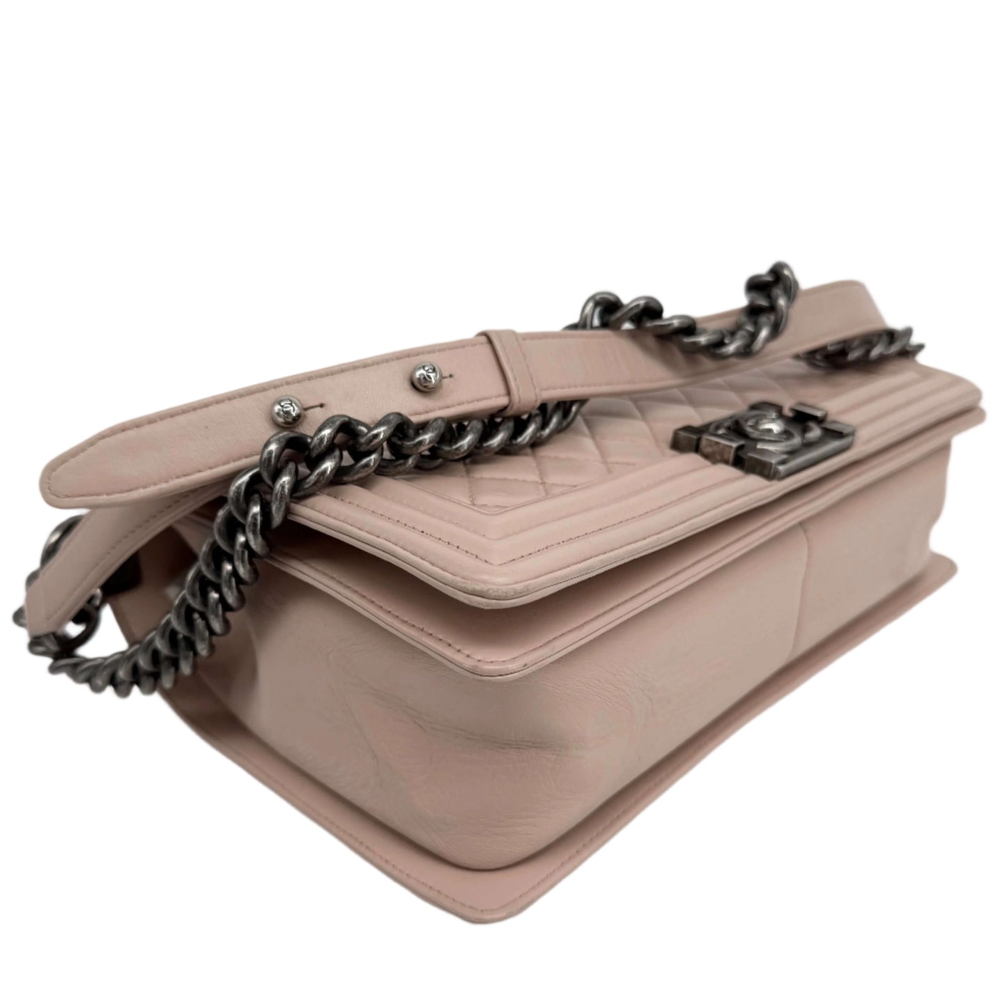 Chanel Lambskin Quilted Medium Boy Flap in Light Pink – Pre-Owned