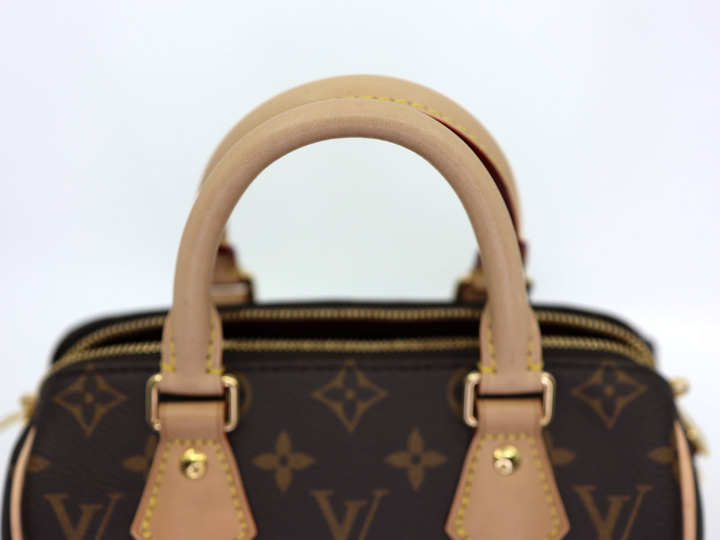 Louis Vuitton Monogram Speedy Bandouliere 20 Beige