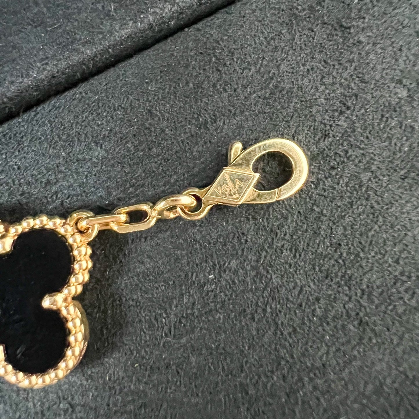 Van Cleef & Arpels VCA Vintage Alhambra 5 Motifs Black Onyx Bracelet in 18K Yellow Gold (Ref: VCARA41300)