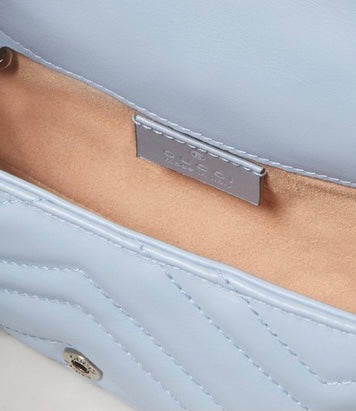 GUCCI GG MARMONT SUPER MINI QUILTED SHOULDER BAG