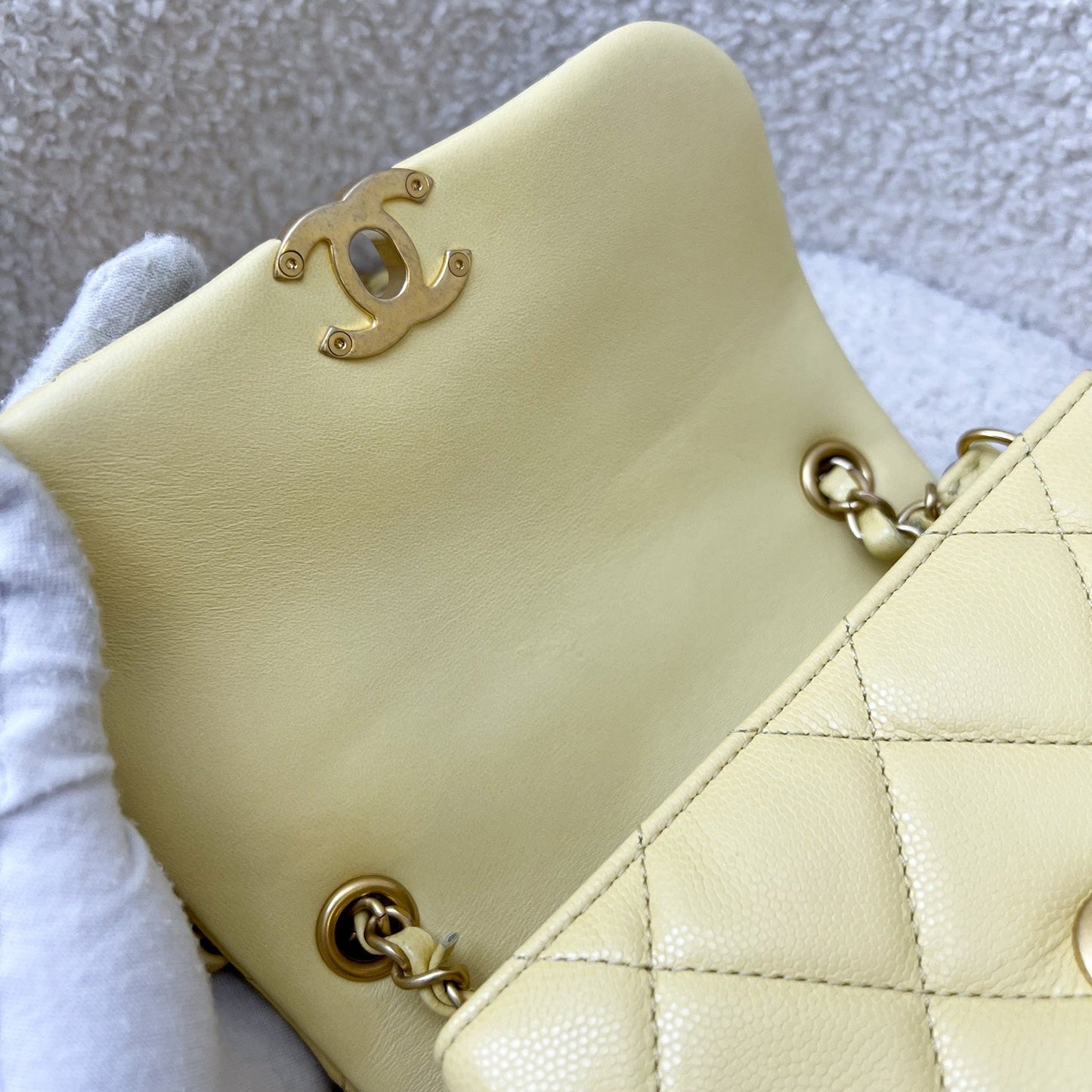 Chanel 22P Seasonal Square Mini in Light Yellow Caviar GHW