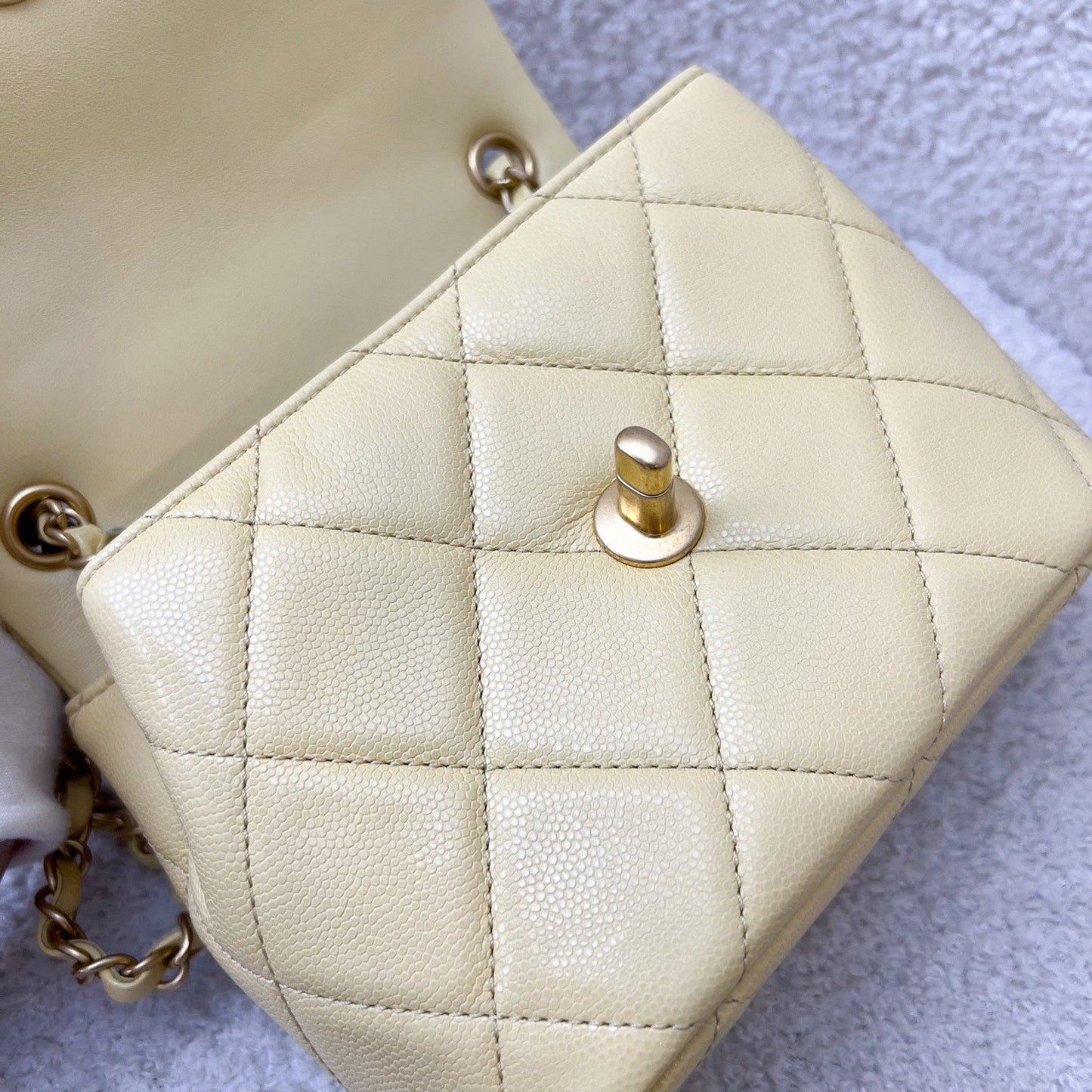 Chanel 22P Seasonal Square Mini in Light Yellow Caviar GHW