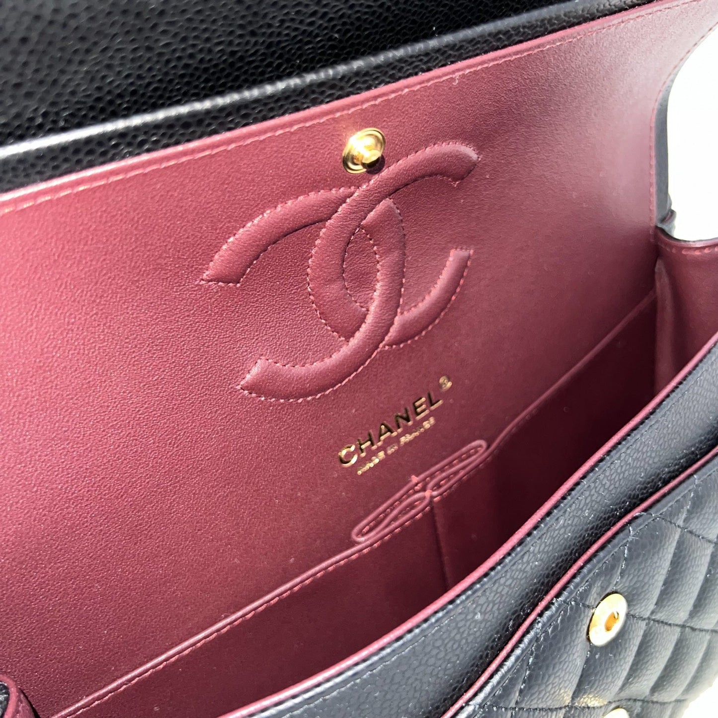 Chanel Medium Classic Flap CF in Black Caviar and GHW (Model: A01112)