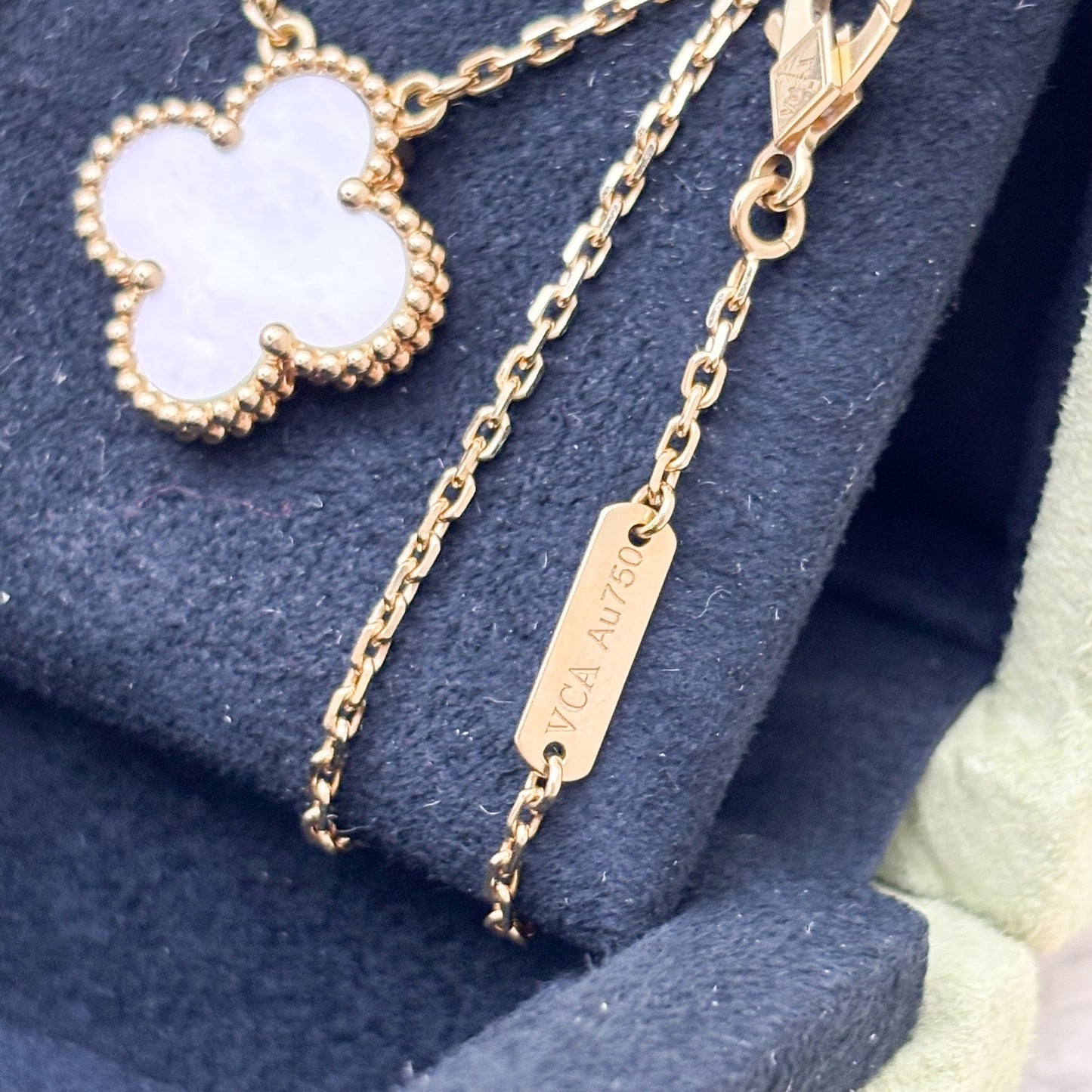Van Cleef & Arpels VCA Vintage Alhambra Pendant Necklace with White Mother of Pearl MOP in 18K Yellow Gold (Ref: VCARA45900)