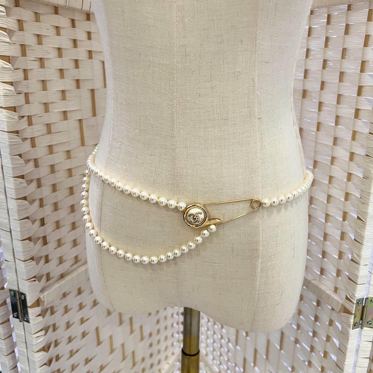 Chanel 24A Pin Design Chain Belt with Pearls in GHW (ABD711)