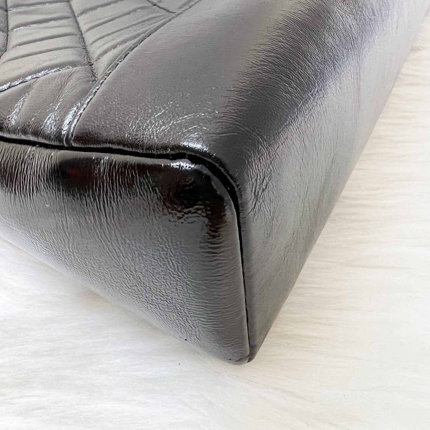 Chanel 31 Medium Shopping Bag in 24S Black Shiny Calfskin and LGHW (Model: AS4854)