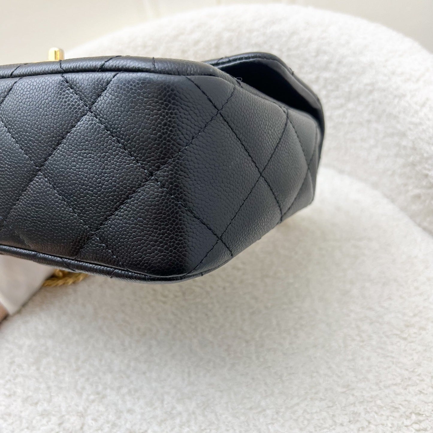 Chanel 23P / 24P Heart Adjustable Chain Small / Medium 24cm Flap Bag in Black Caviar AGHW (Model: AS3921)