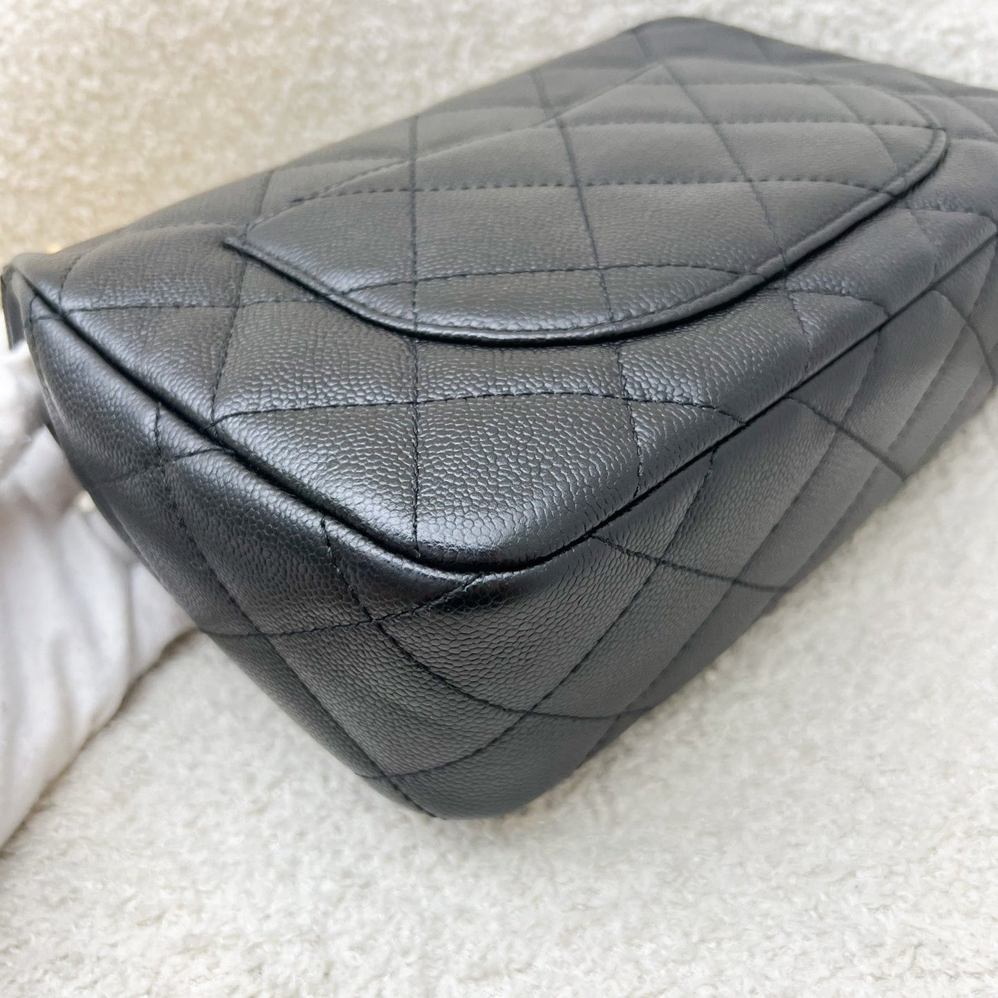 Chanel 23P / 24P Heart Adjustable Chain Small / Medium 24cm Flap Bag in Black Caviar AGHW (Model: AS3921)