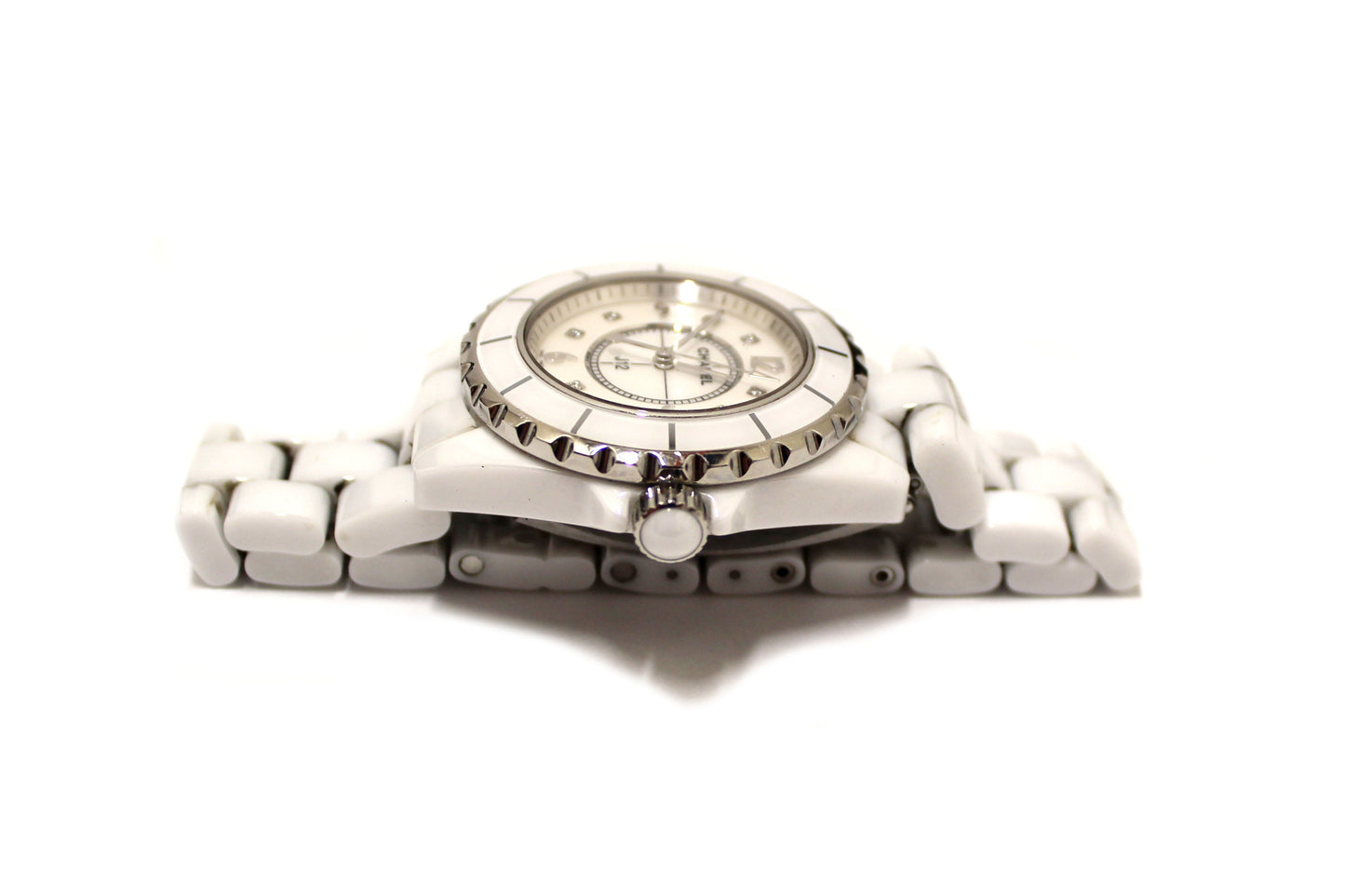 Chanel White Ceramic J12 Diamond Quatz Watch 33mm H2422