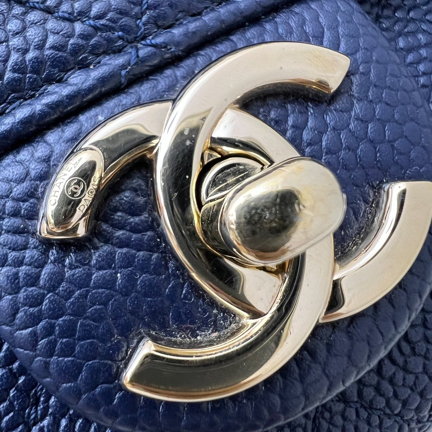 Chanel City Walk Flap in Navy Caviar LGHW (Model: AS1574)