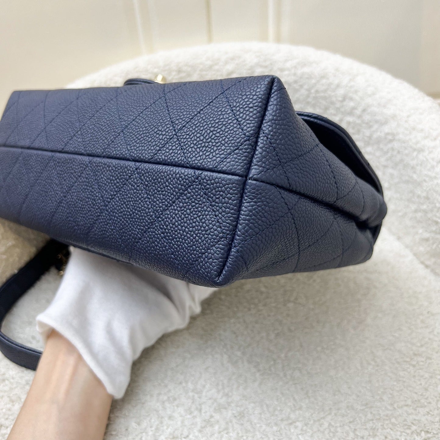 Chanel City Walk Flap in Navy Caviar LGHW (Model: AS1574)