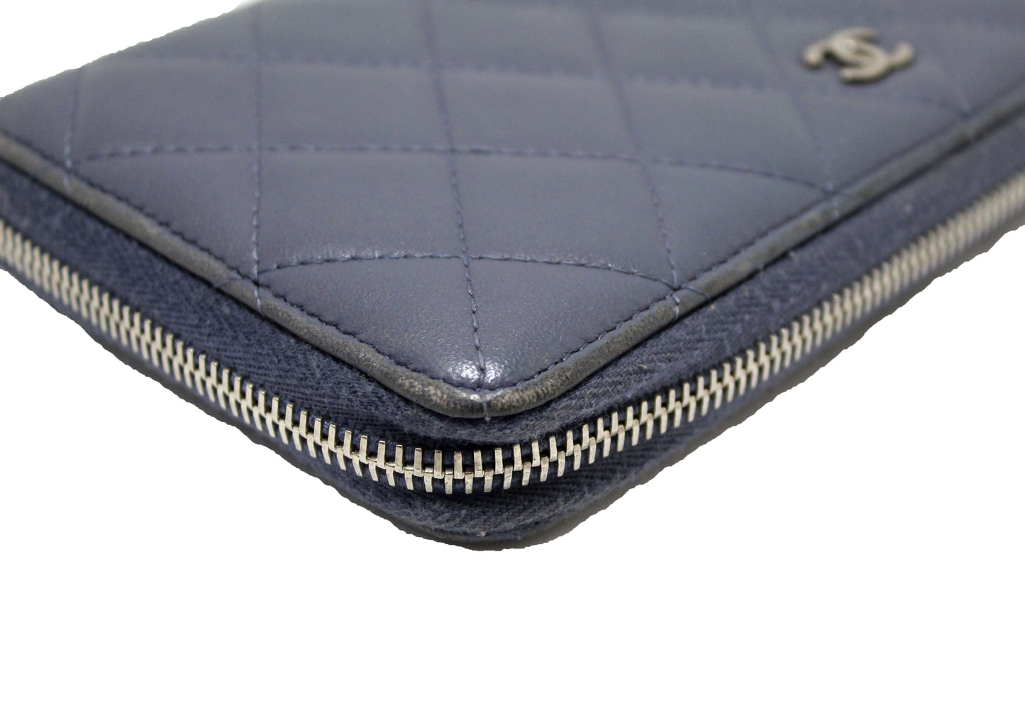 Chanel Blue Quilted Lambskin Leather Zippy Wallet