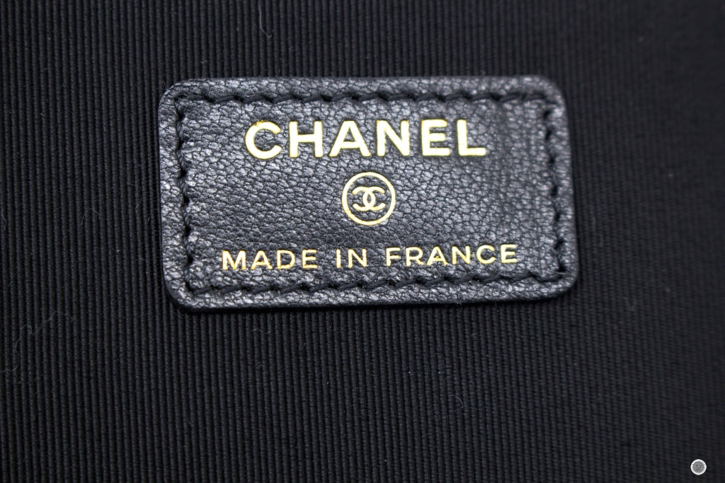 Chanel AP2550B07242 Vanity With Gold And Silver Chain Black / 94305 Lambskin Shoulder Bags Shw
