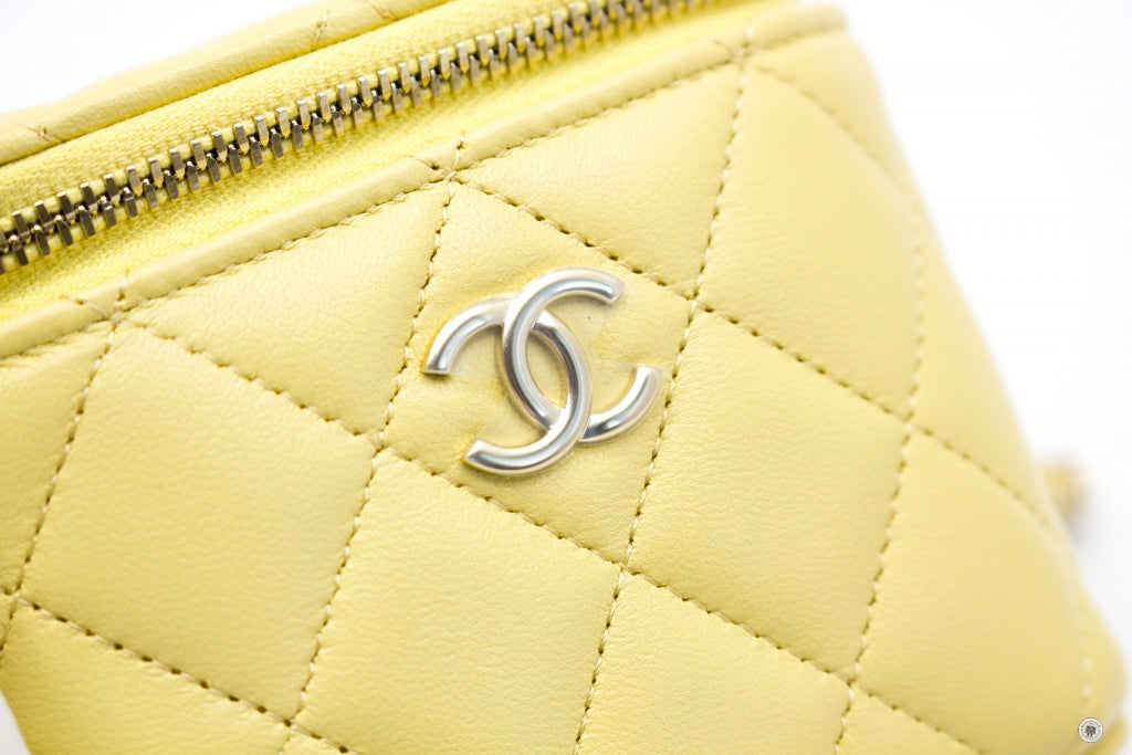 Chanel AP2198B06660 Small Vanity Case Yellow / NG754 Calfskin Shoulder Bags Ghw