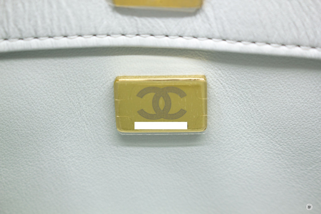 Chanel 23C Pearl Crush Hobo Ice Blue Calfskin Shoulder Bags Gbhw