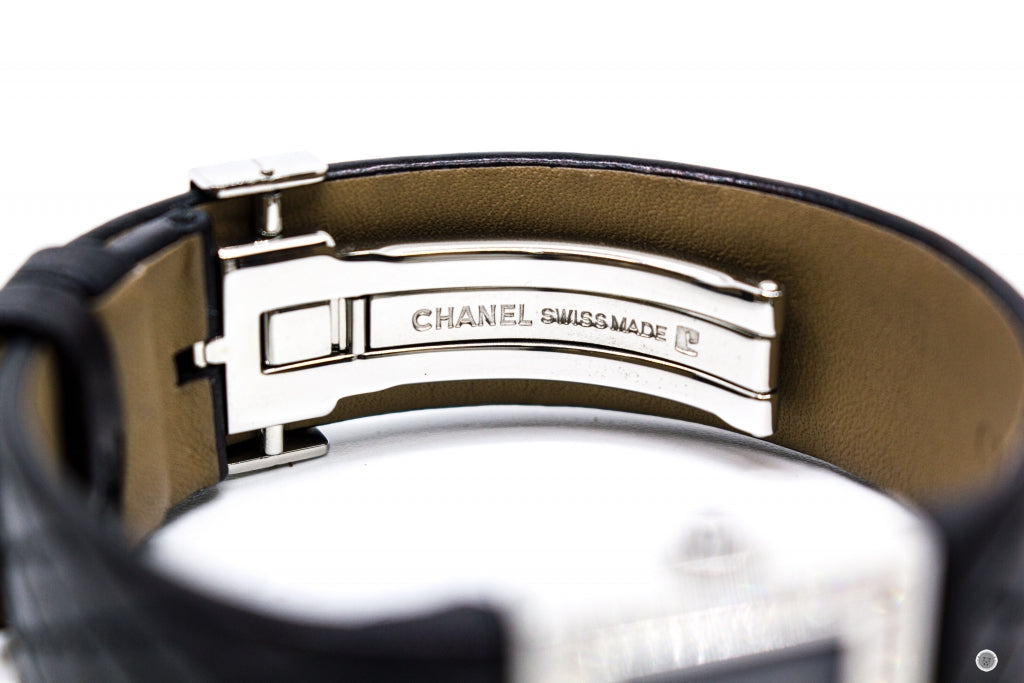 Chanel Boy-friend Acier Etanche 30M Quartz With Diamonds Black Leather Circumference 15CM Watches Shw