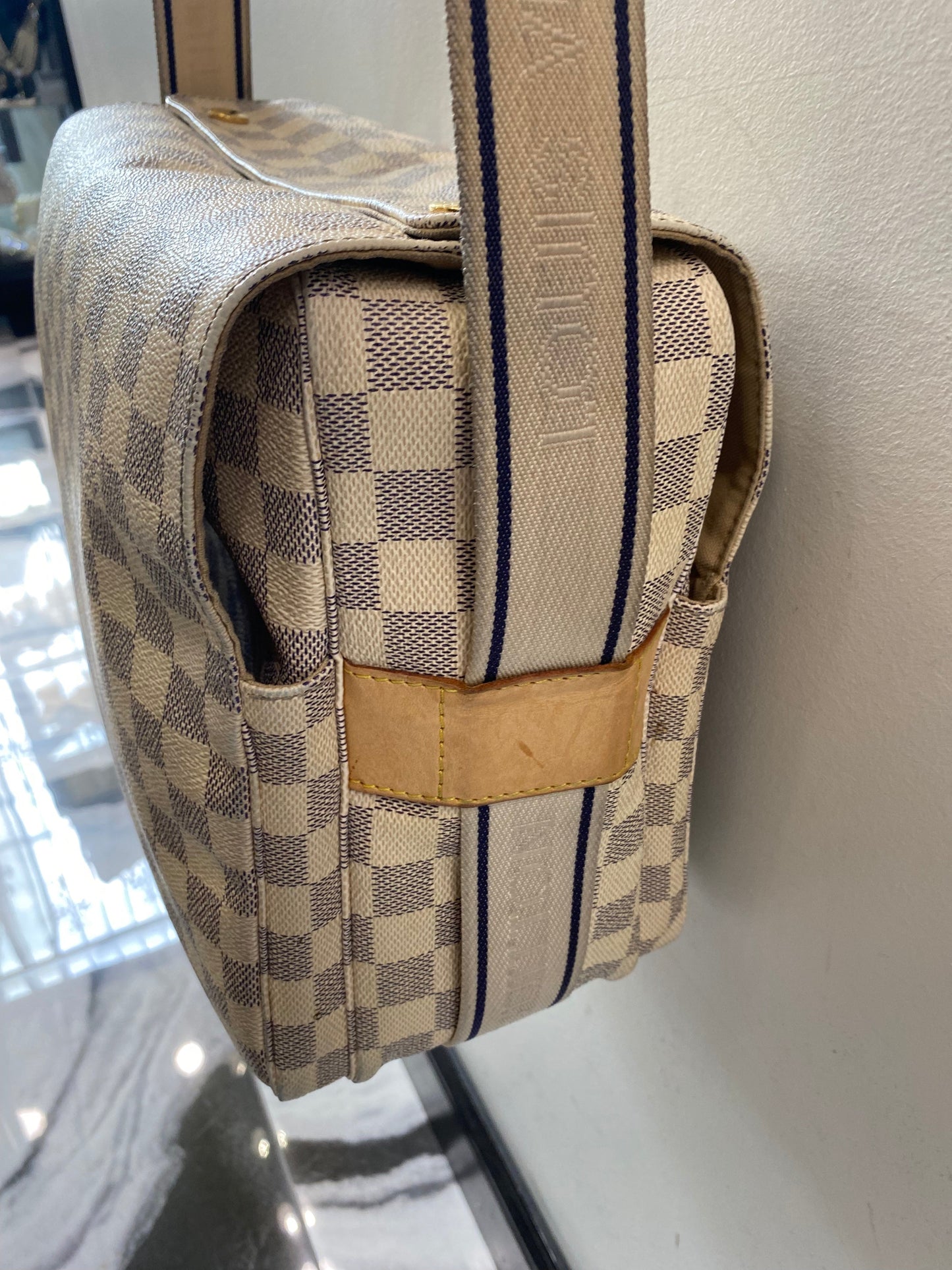 LOUIS VUITTON DAMIER AZUR NAVIGLIO MESSENGER BAG