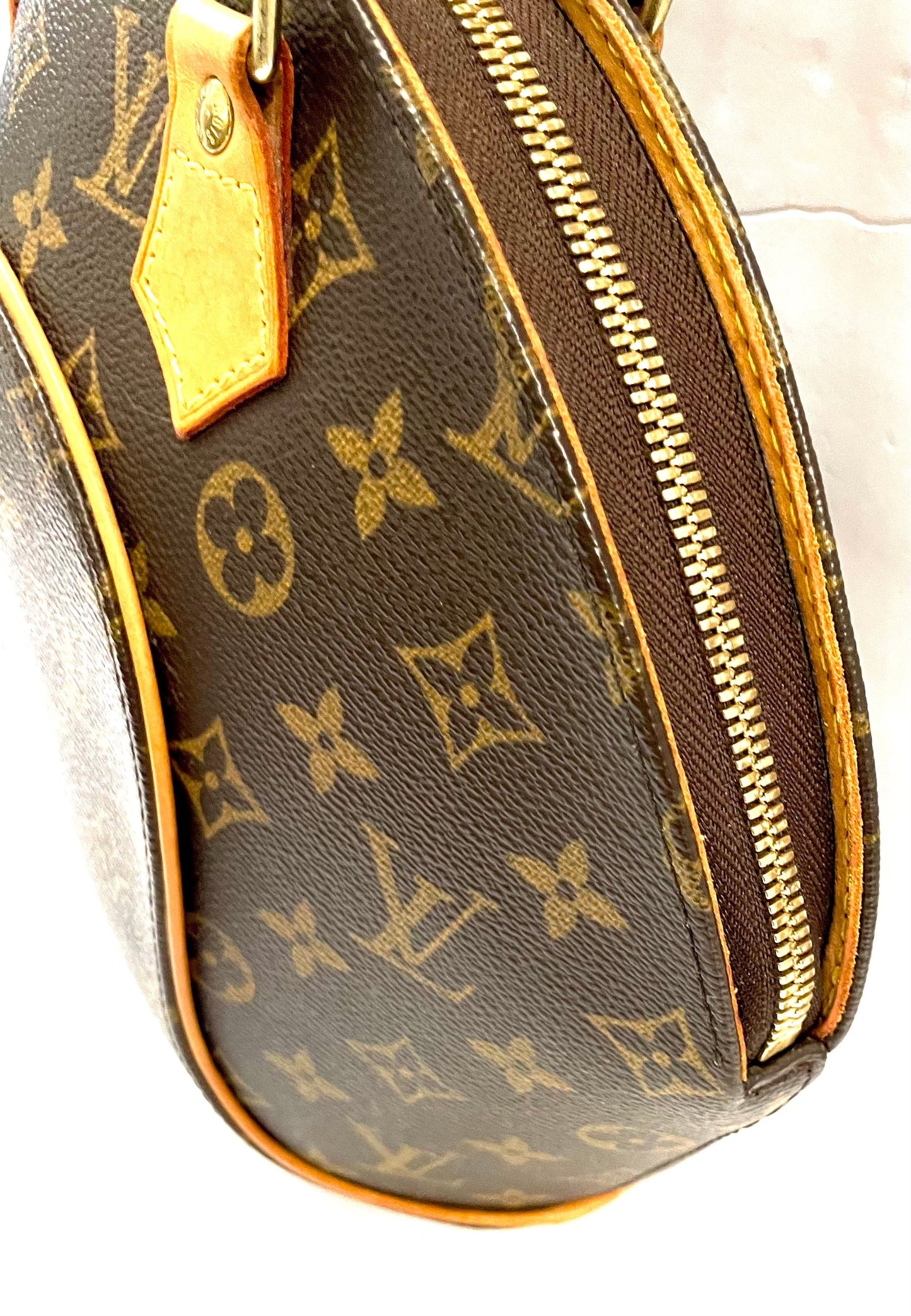 LOUIS VUITTON MONOGRAM ELLIPSE PM BAG