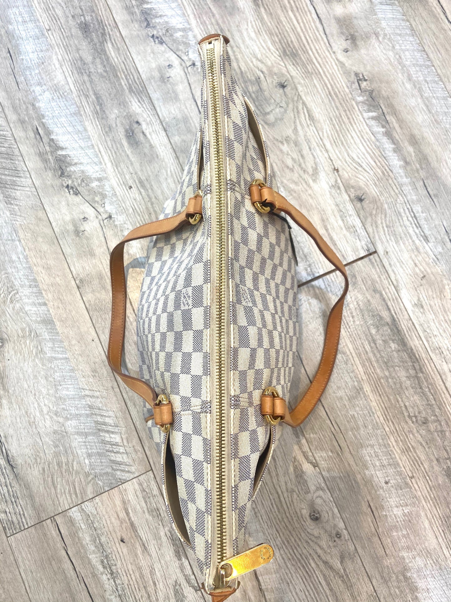 LOUIS VUITTON DAMIER AZUR TOTALLY MM SHOULDER BAG