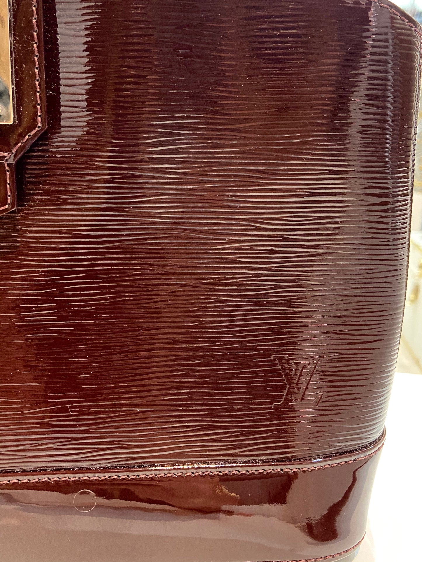 LOUIS VUITTON ELECTRIC EPI LEATHER MIRABEAU PM HANDBAG