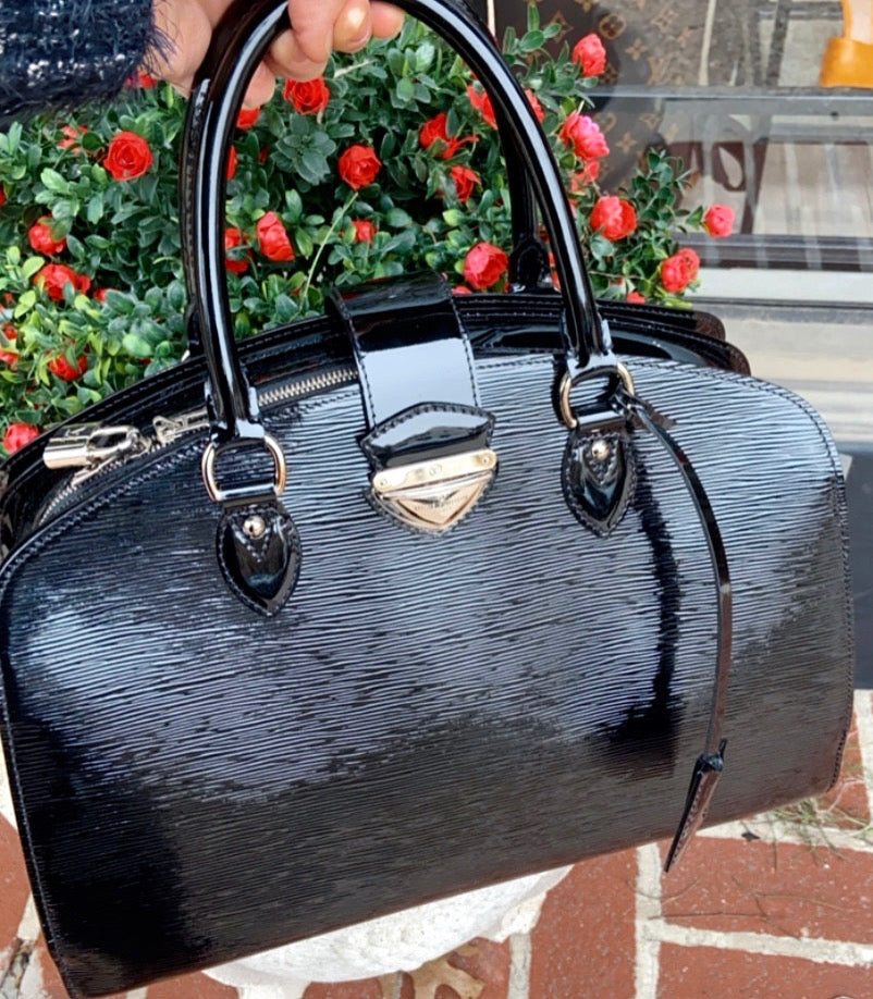 LOUIS VUITTON EPI LEATHER PONT NEUF GM BAG