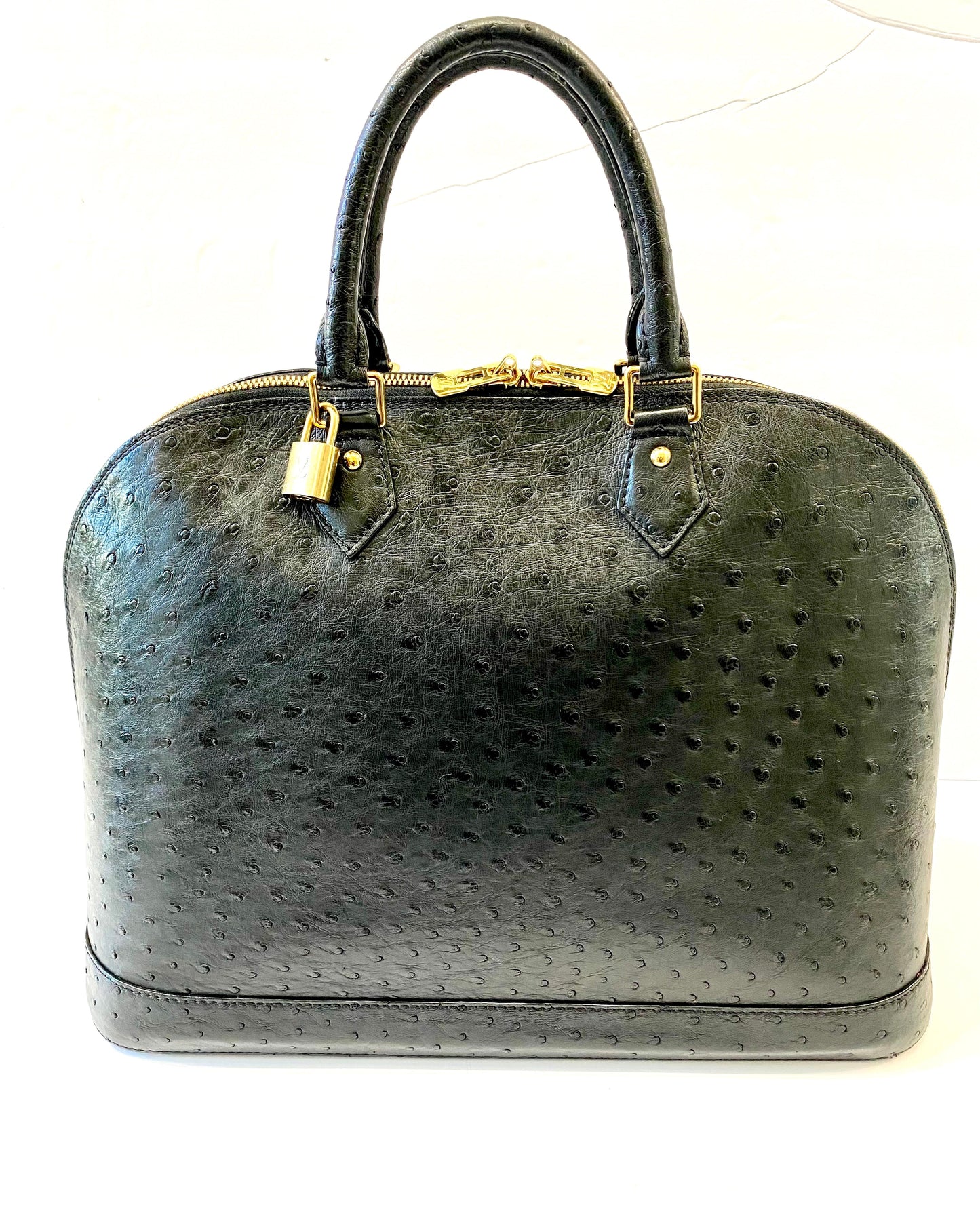 LOUIS VUITTON OSTRICH LEATHER ALMA GM HANDBAG