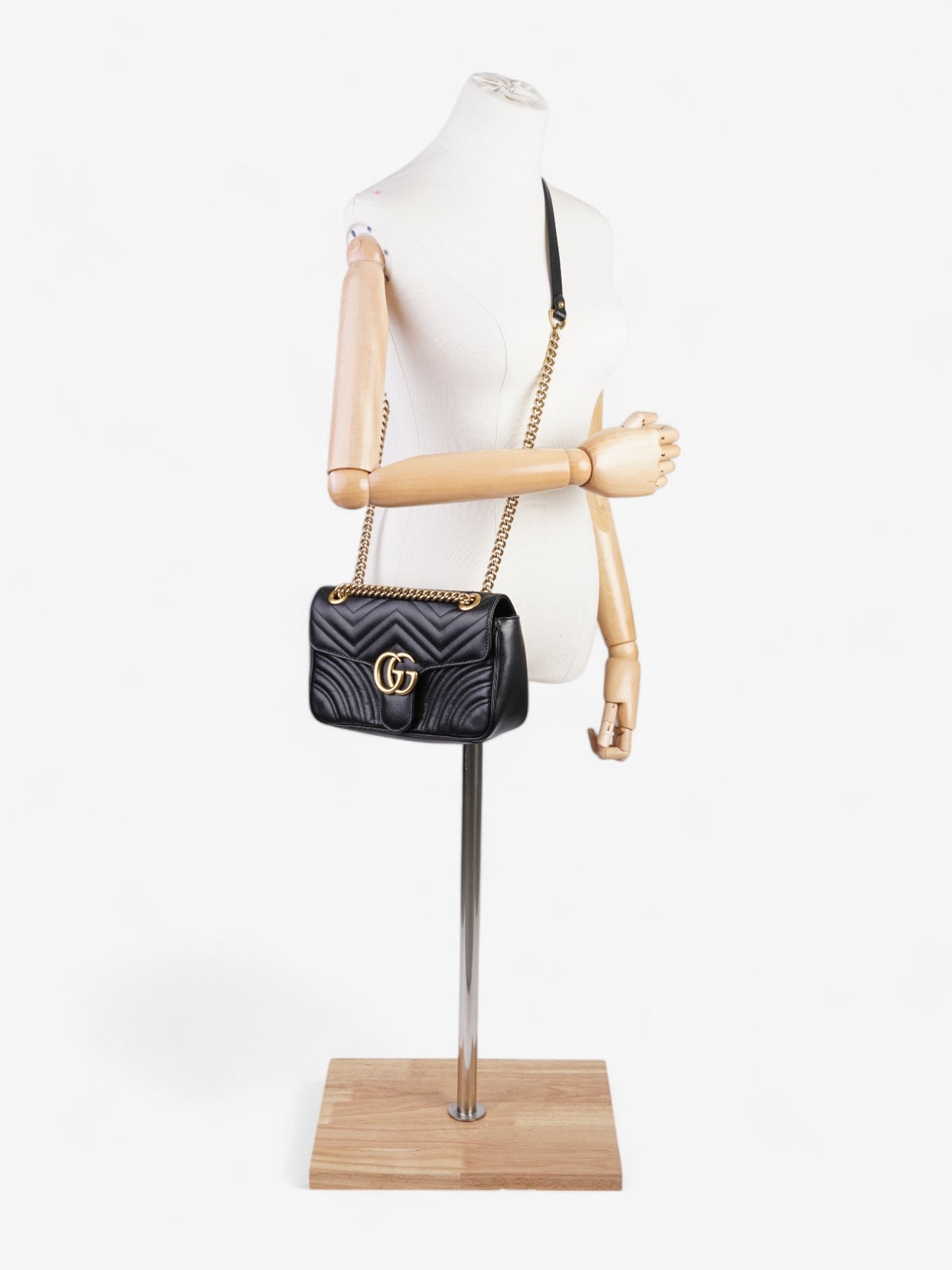 Gucci Marmont Flap Black Matelasse Leather Small