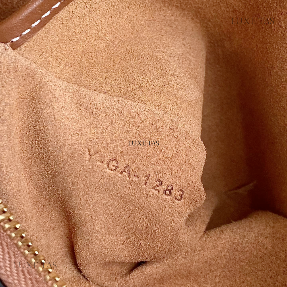 Tan Ava Triomphe Soft Bag In Smooth Calfskin Leather Shoulder Bag for Women