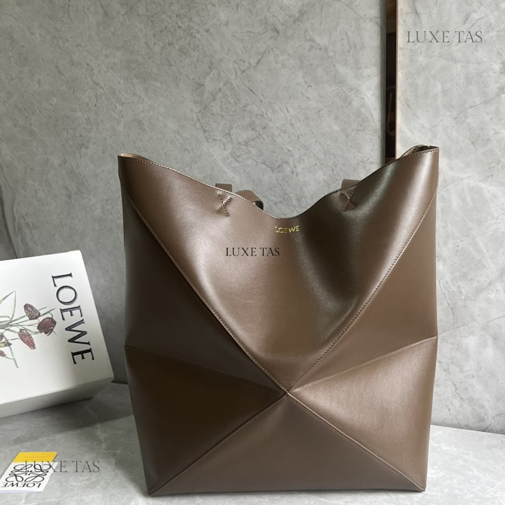 Umber Large Puzzle Fold Tote In Shiny Calfskin Leather Tote Bag for Women