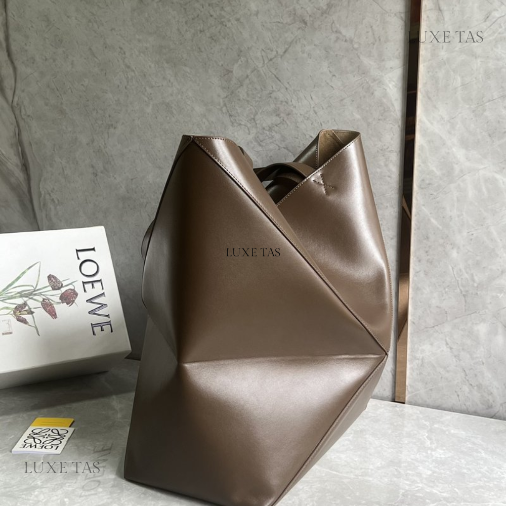 Umber Large Puzzle Fold Tote In Shiny Calfskin Leather Tote Bag for Women