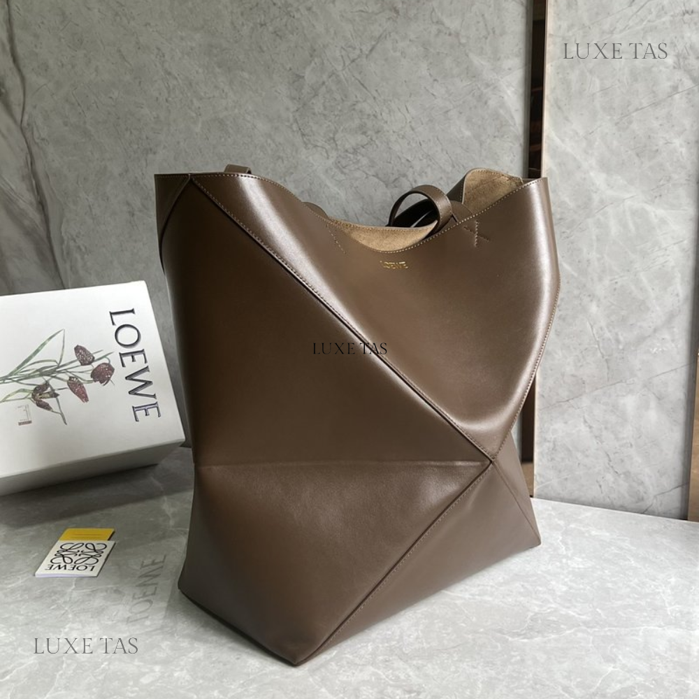 Umber Large Puzzle Fold Tote In Shiny Calfskin Leather Tote Bag for Women