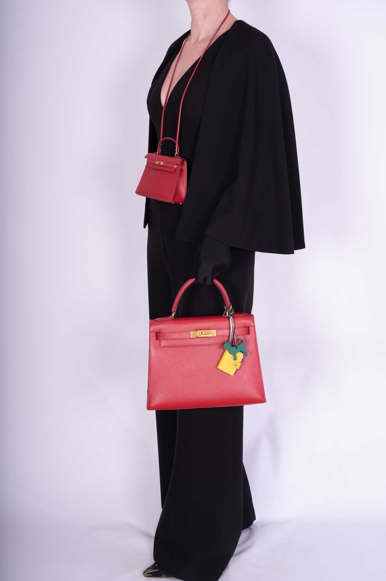 Vintage Hermès Kelly 15 Sellier Micro Rouge Vif Courchevel Gold Hardware