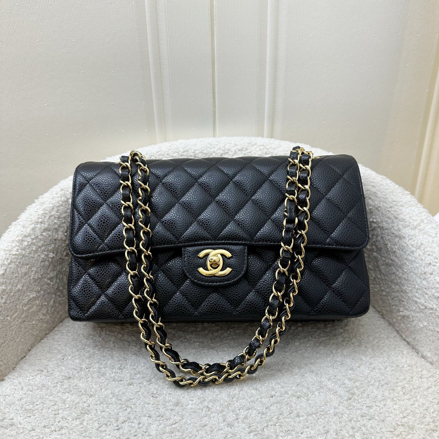 Chanel Medium Classic Flap CF in Black Caviar and GHW