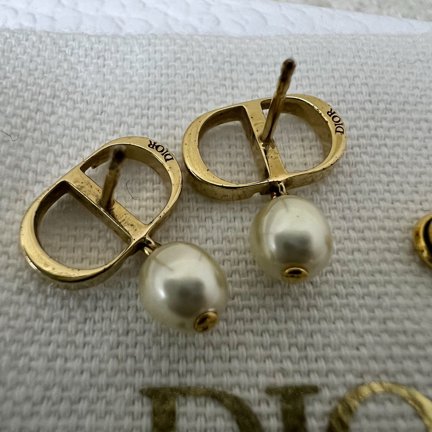 Dior Logo Earrings with Pearls in GHW