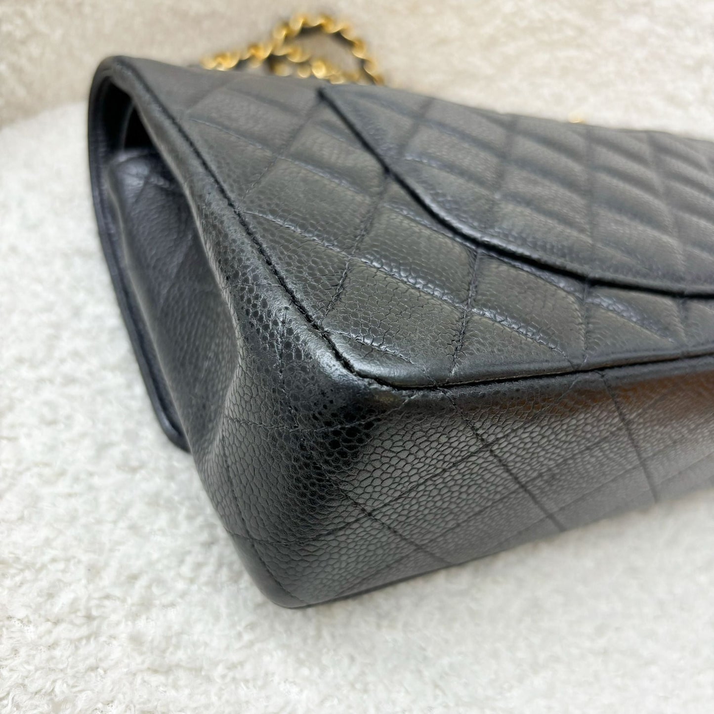 Chanel Vintage Medium Classic Flap CF in Black Caviar and 24K Gold-Plated HW