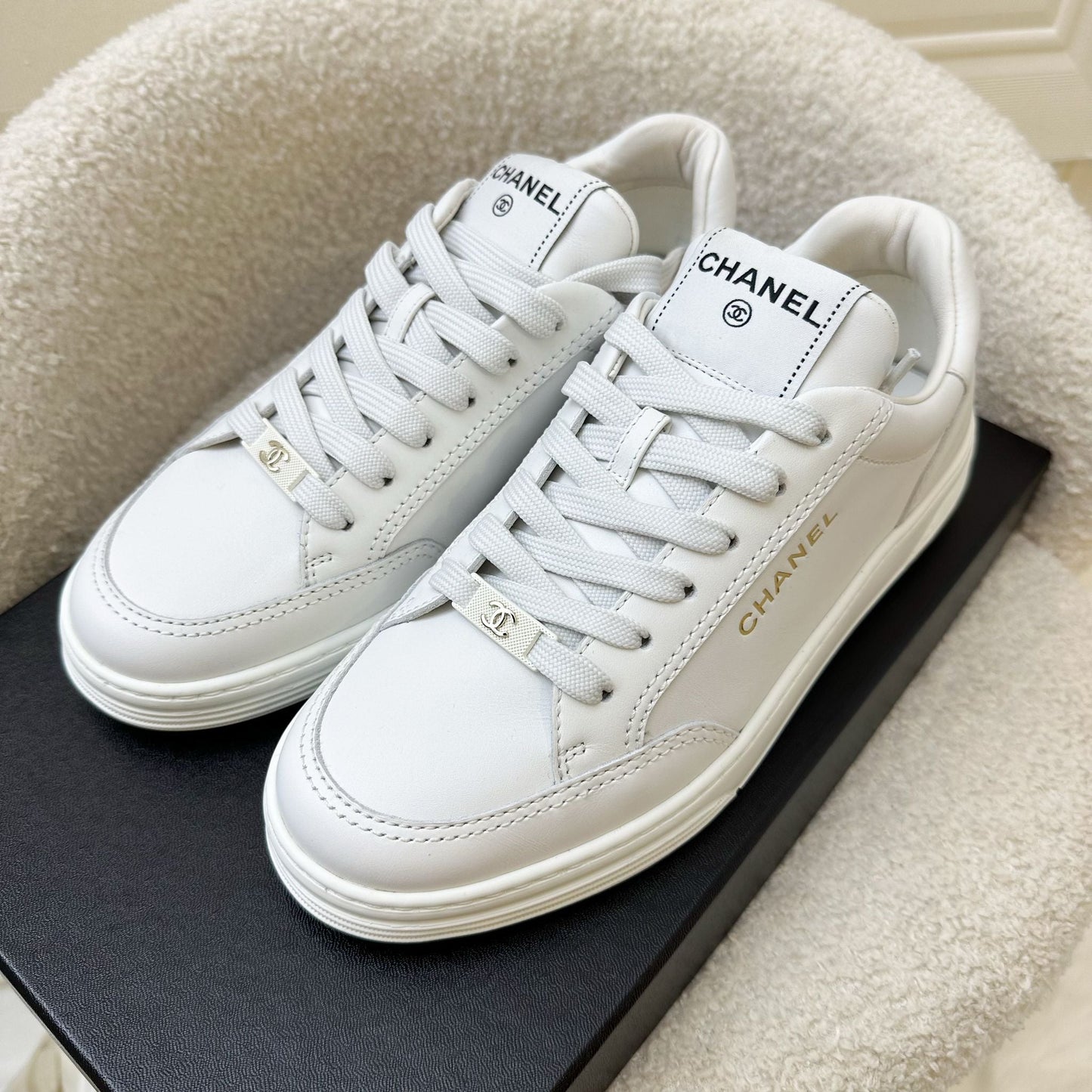 Chanel 23A Sneakers in White Calfskin Sz 37
