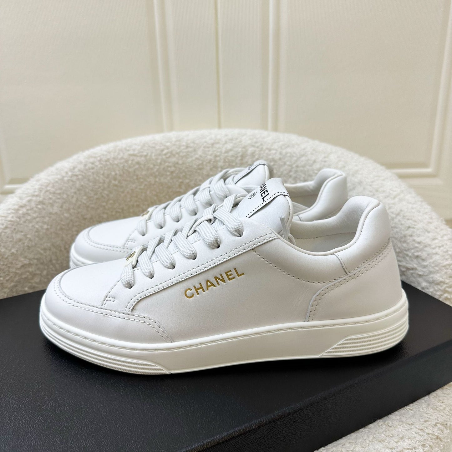 Chanel 23A Sneakers in White Calfskin Sz 37