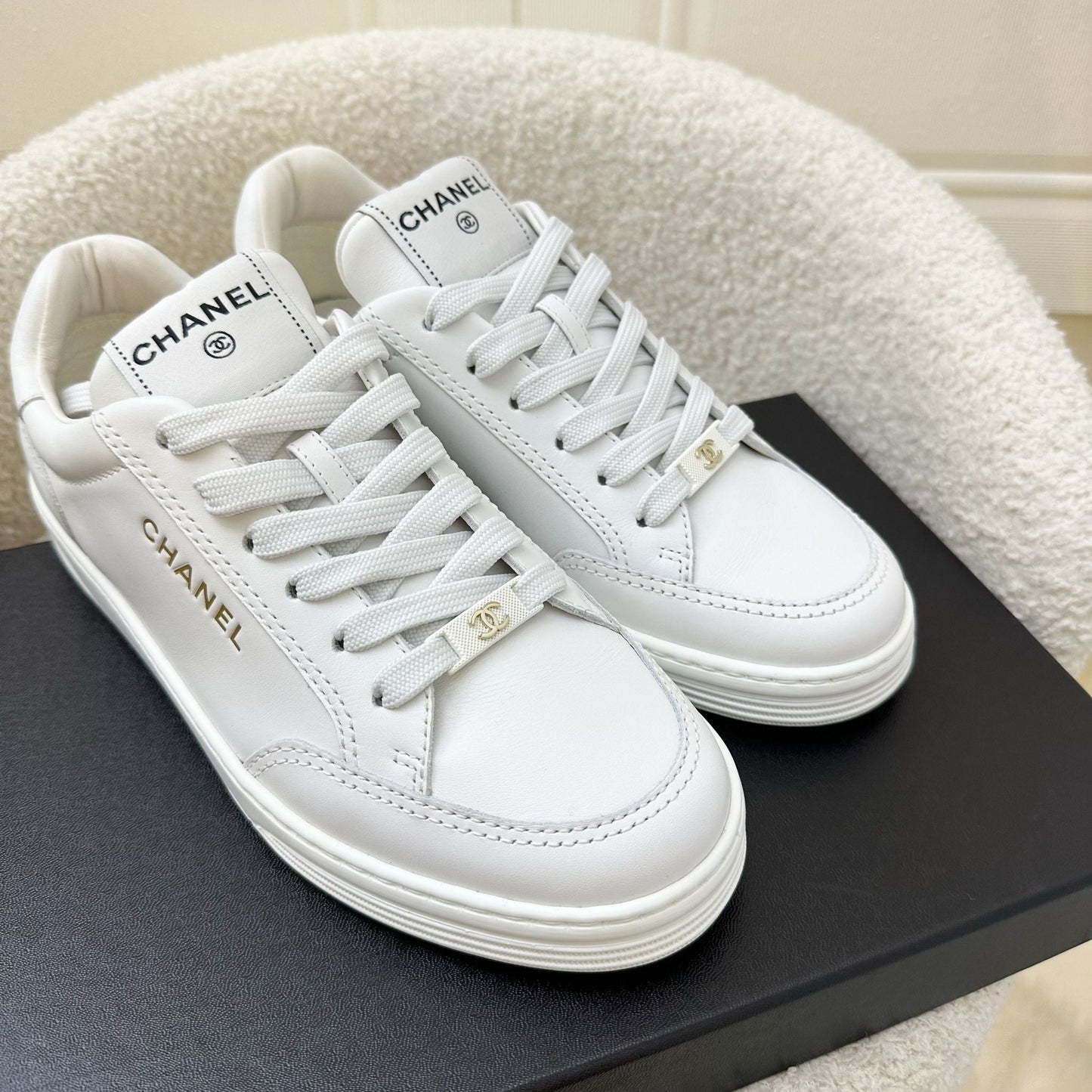 Chanel 23A Sneakers in White Calfskin Sz 37