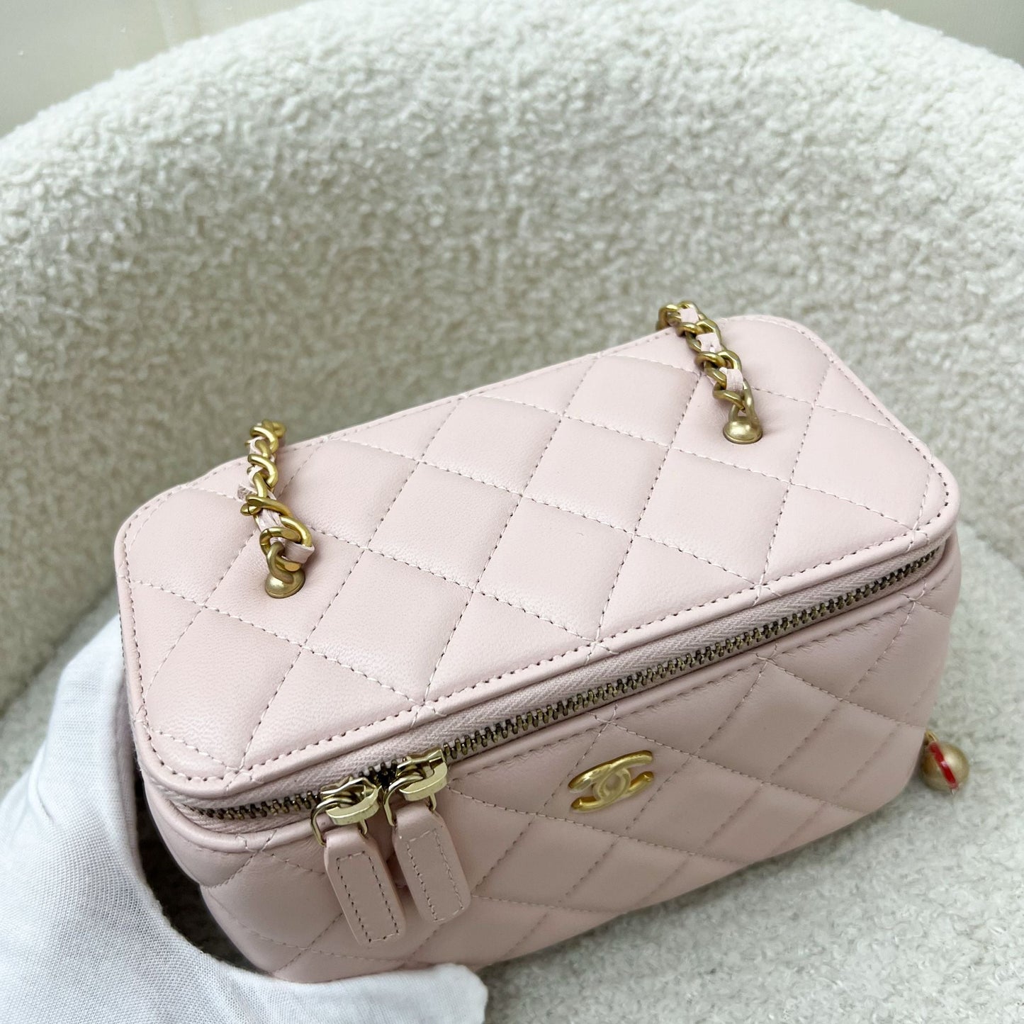 Chanel Pearl Crush Adjustable Chain Vanity in 23B Pink Lambskin and AGHW