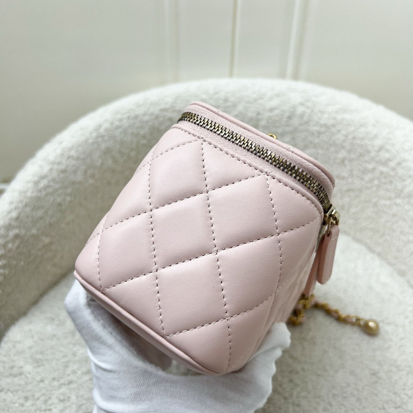 Chanel Pearl Crush Adjustable Chain Vanity in 23B Pink Lambskin and AGHW