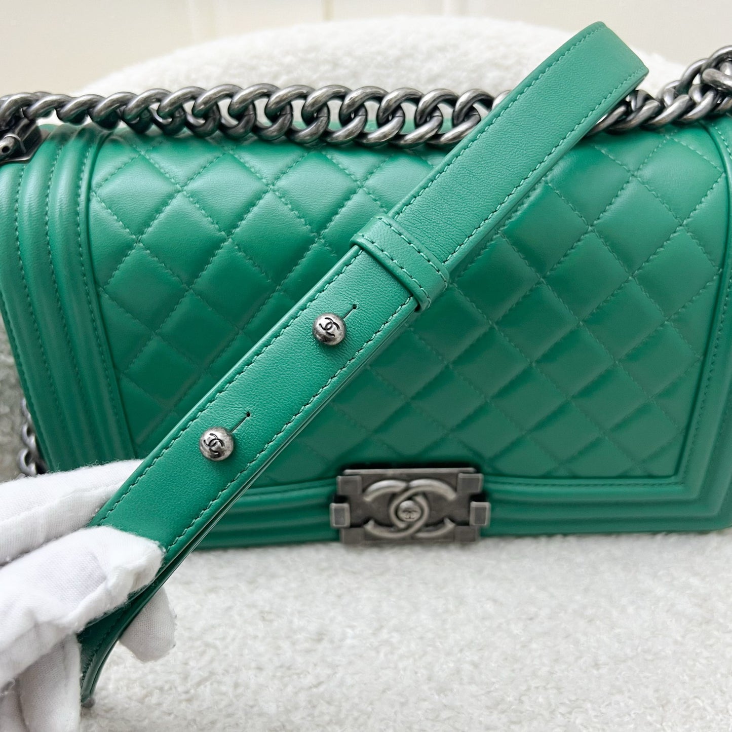 Chanel Medium 25cm Boy Flap in Green Lambskin and RHW