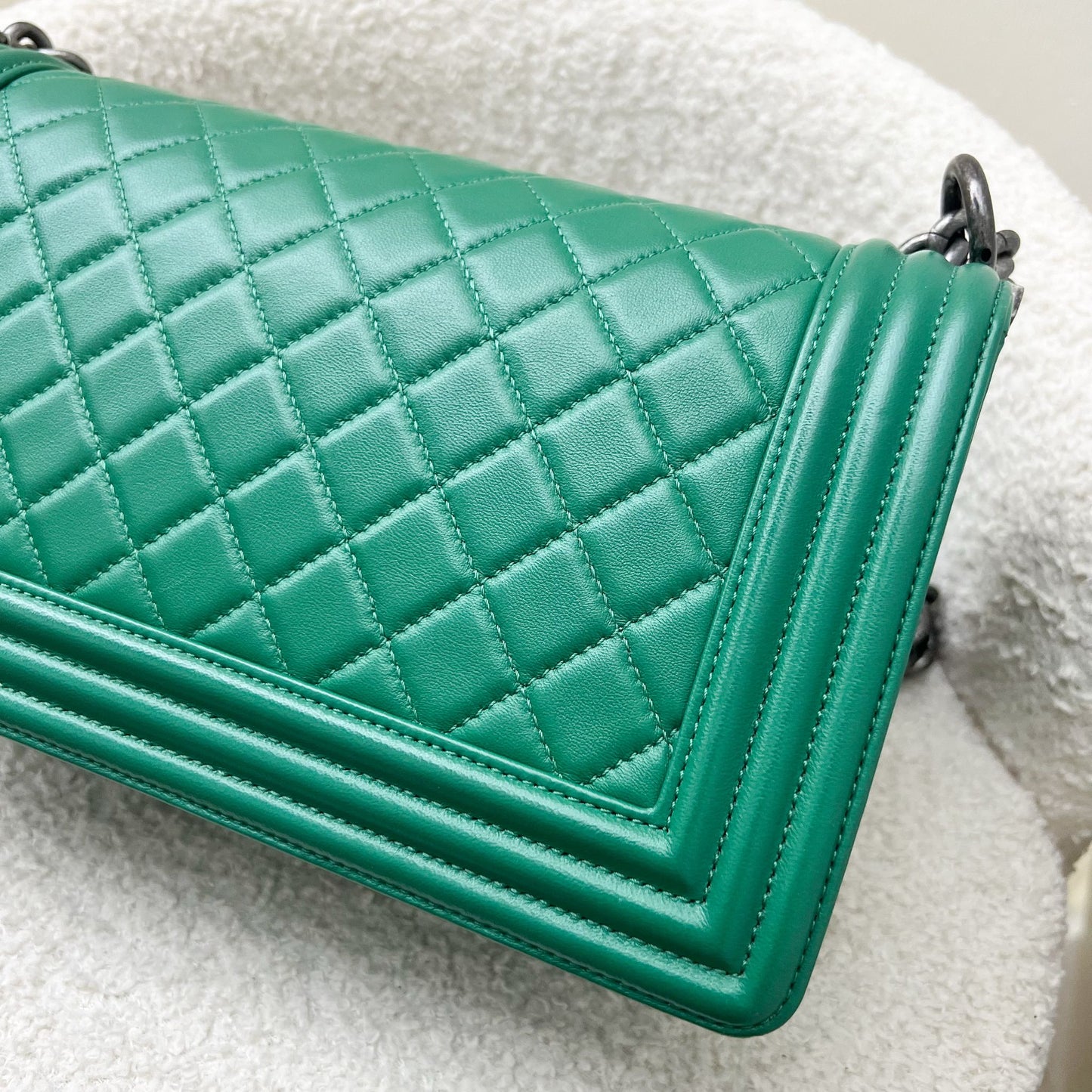 Chanel Medium 25cm Boy Flap in Green Lambskin and RHW