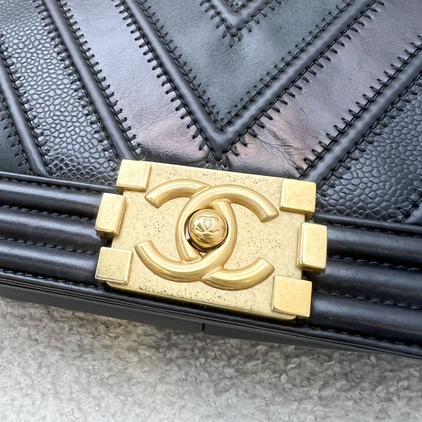 Chanel Medium 25cm Boy Flap in Chevron Quilted Black Leather / Caviar and AGHW