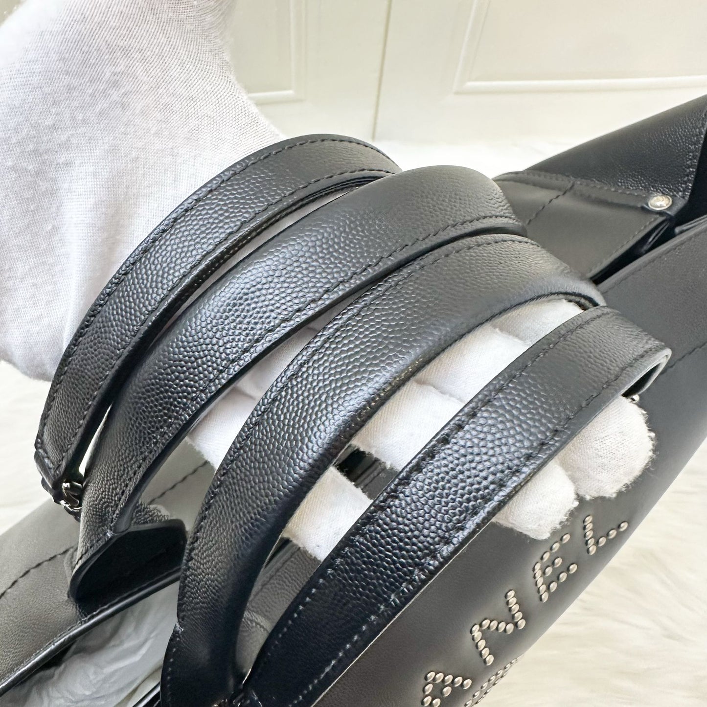 Chanel Medium / Large Deauville Tote in Black Caviar and SHW
