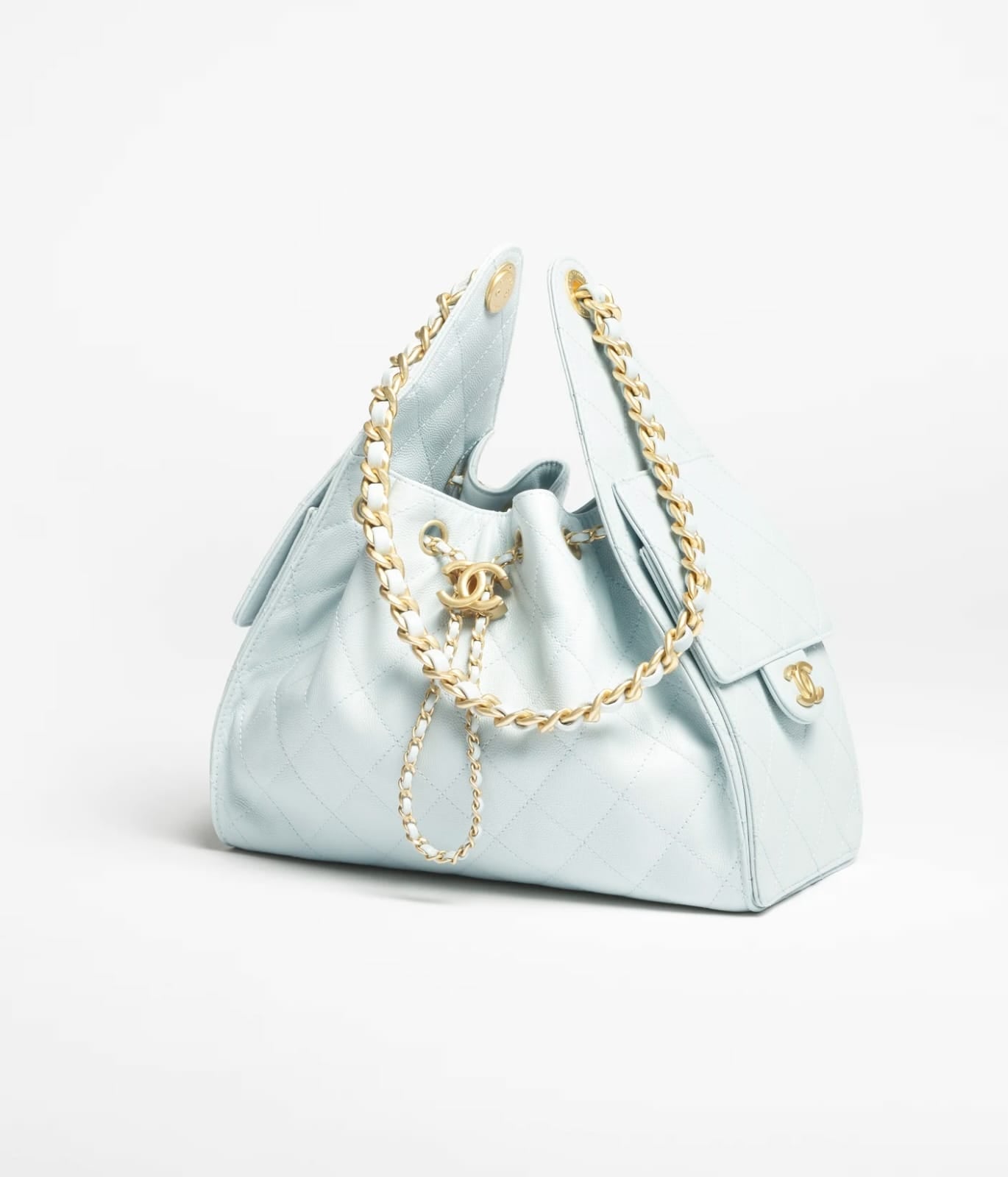 Spring-Summer 2025 CHANEL 25 Small Handbag