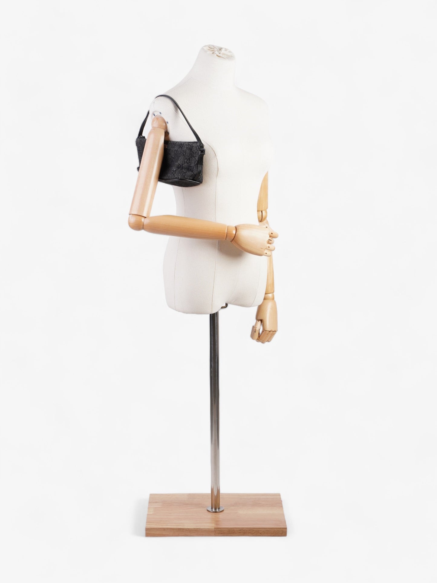 Gucci Pochette Boat Baguette Black Canvas