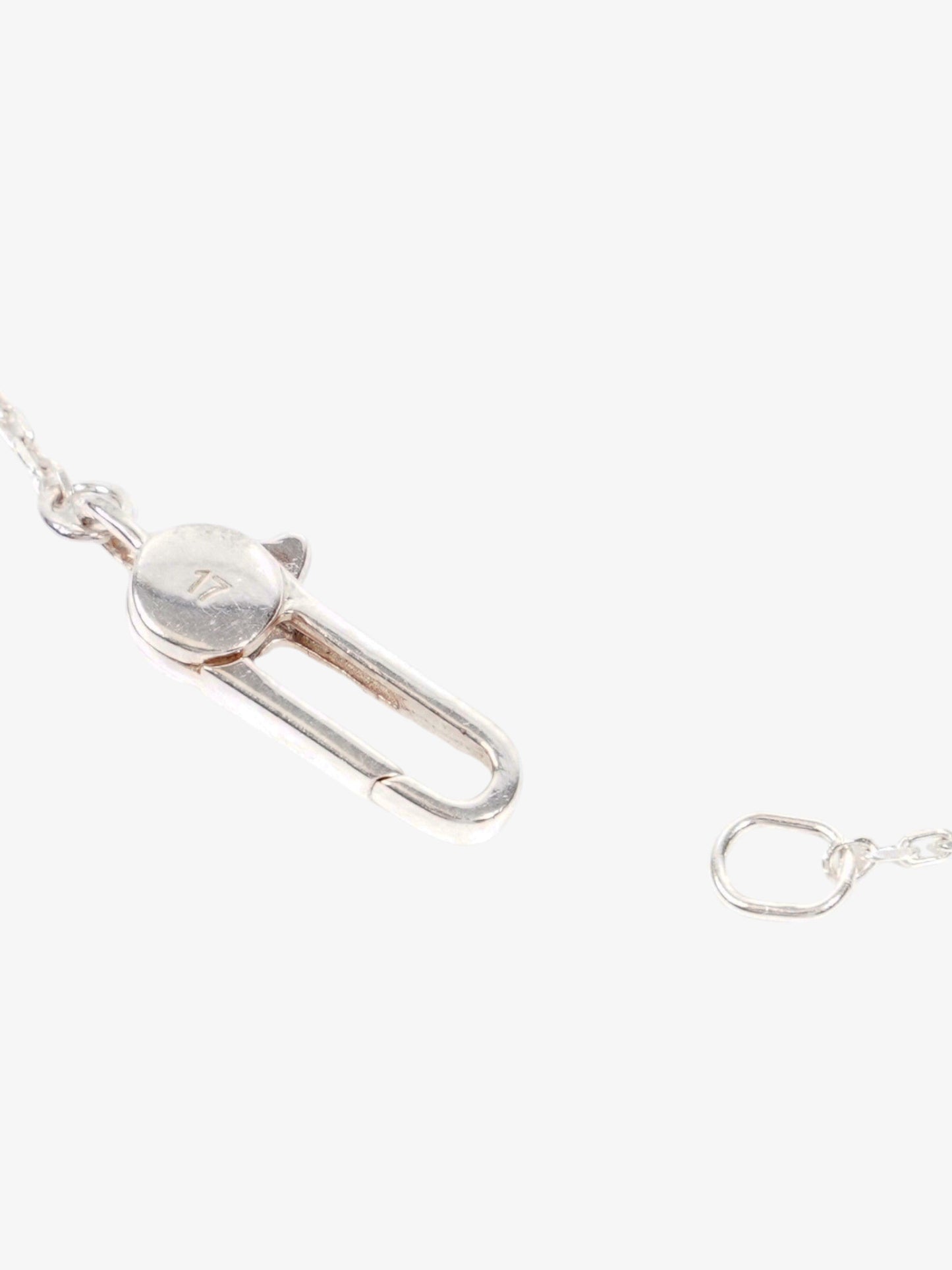 Gucci Trademark Heart Tag Bracelet Silver Silver Sterling 17cm