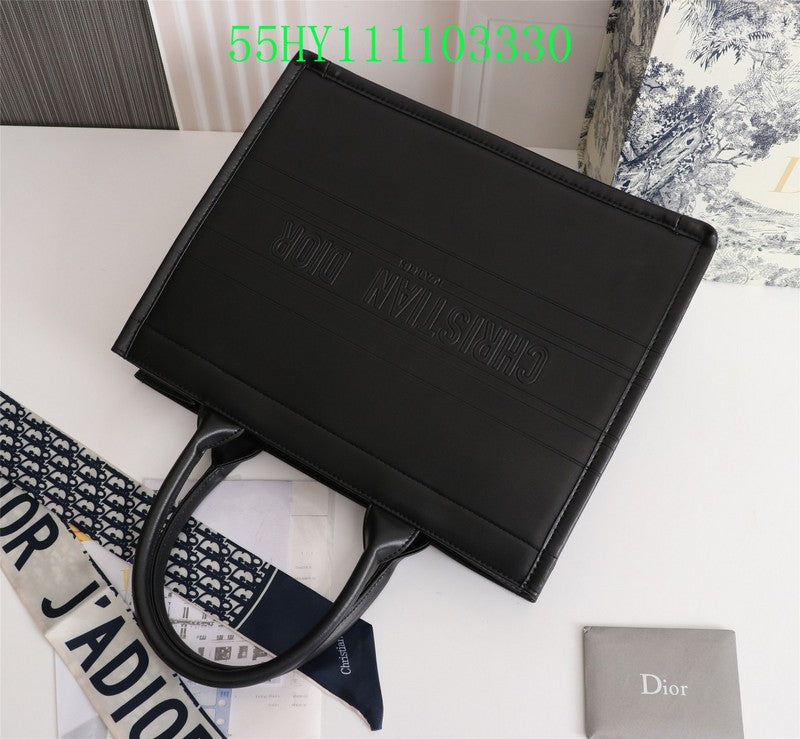 Christian Dior Luxury Bag - The Tote   239