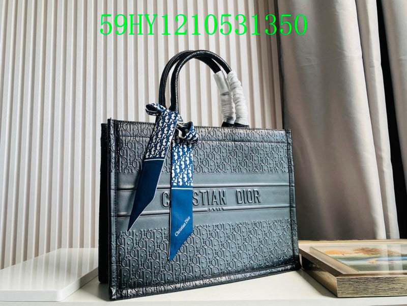 Christian Dior Luxury Bag - The Tote   244