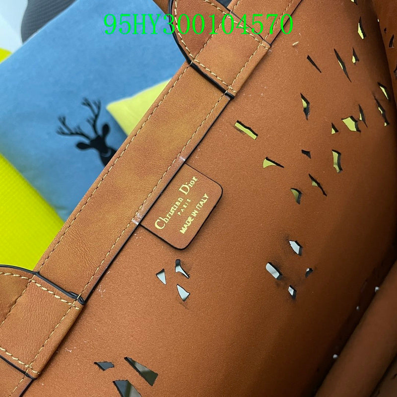 Christian Dior Luxury Bag - The Tote   315